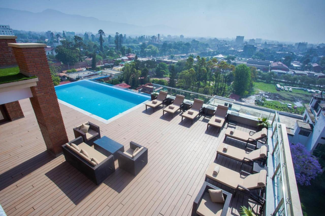 Hotel Mulberry Катманду Экстерьер фото