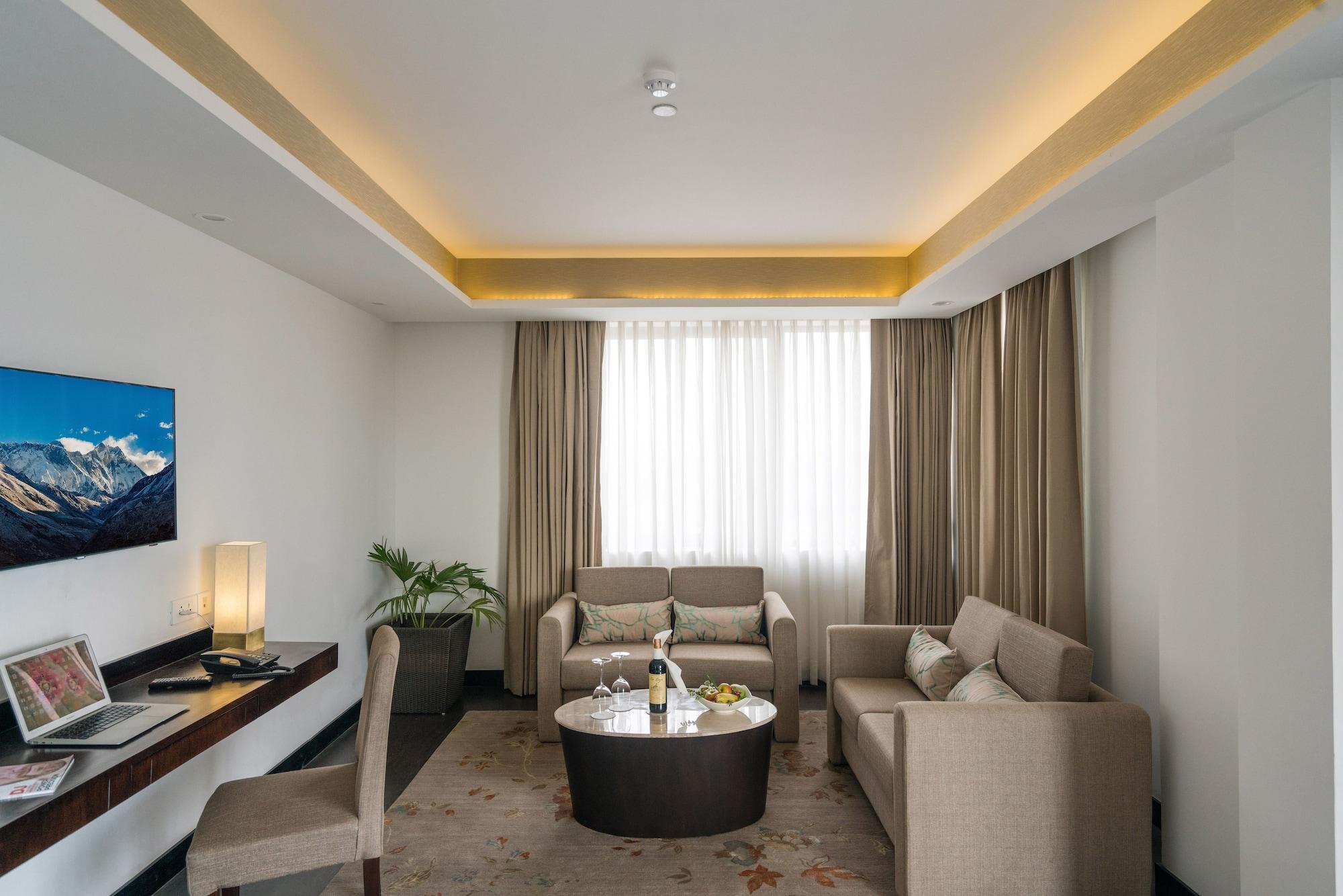 Hotel Mulberry Катманду Экстерьер фото
