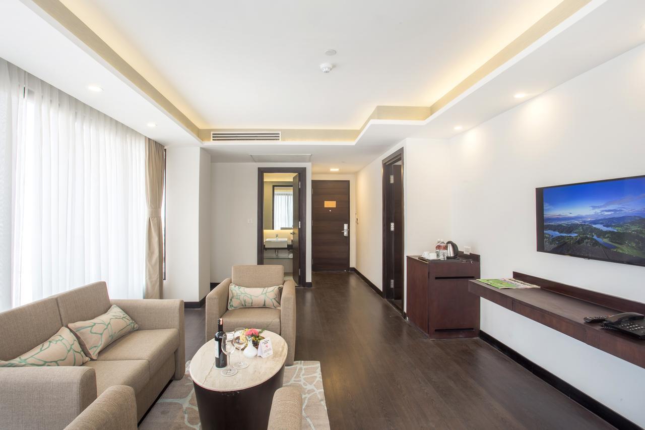 Hotel Mulberry Катманду Экстерьер фото