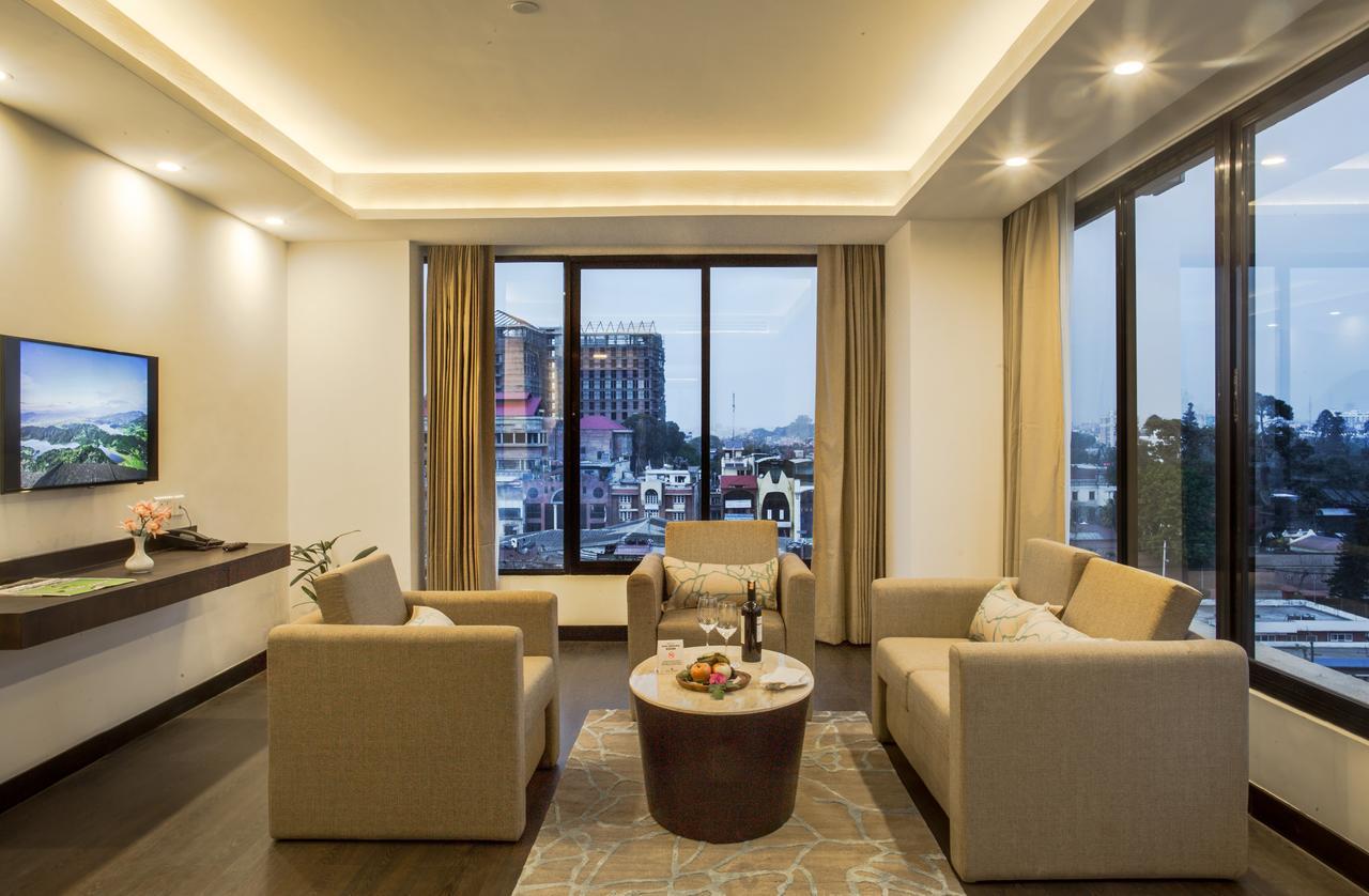 Hotel Mulberry Катманду Экстерьер фото